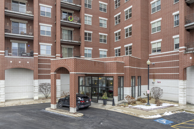 Residences of Riverwoods in Melrose Park, IL - Building Photo - Building Photo