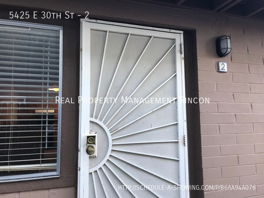 5425 E 30th St-Unit -2 in Tucson, AZ - Building Photo