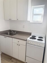 836 NW 10th St in Hallandale Beach, FL - Building Photo - Building Photo