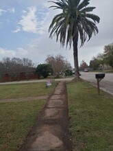 102 N Avenue A in Freeport, TX - Building Photo - Building Photo