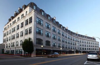 The Willits in Birmingham, MI - Foto de edificio - Building Photo