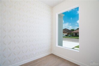 36 Cottonwood St in Mission, TX - Building Photo - Building Photo