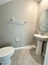 7048 Samuel Ivy Dr in Tampa, FL - Building Photo - Building Photo