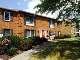67 Carter Cir, Unit 4