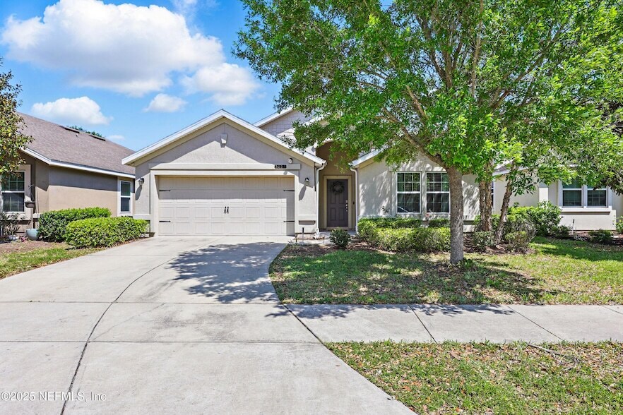 3253 Hidden Meadows Ct in Green Cove Springs, FL - Building Photo