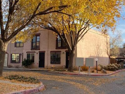 3301 Monroe St NE, Unit J100 in Albuquerque, NM - Foto de edificio