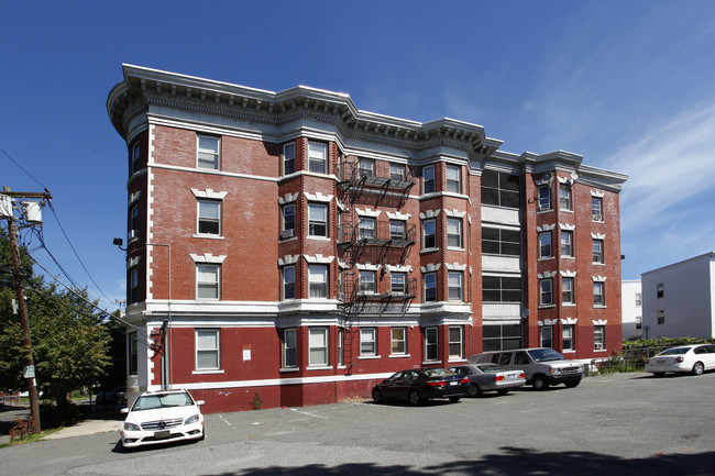 Vinecroft in Lynn, MA - Foto de edificio - Building Photo