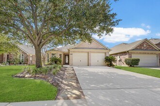 18923 Bluestone Hollow Ln in Tomball, TX - Building Photo - Building Photo