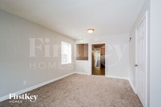 1085 Colby Ave in University City, MO - Foto de edificio - Building Photo