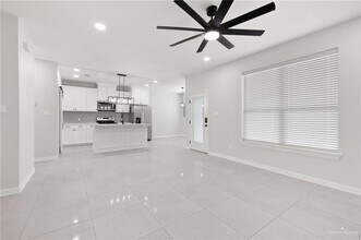 714 W Seminole Ave in Pharr, TX - Building Photo - Building Photo