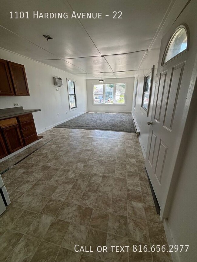 property at 1101 Harding Ave