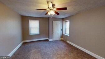 211 Front St in fieldsboro, NJ - Building Photo