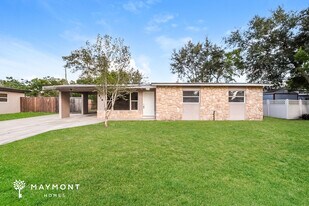 518 Elm Dr in Casselberry, FL - Building Photo