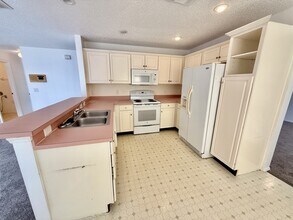 3237 Fairfield Dr in Kissimmee, FL - Building Photo - Building Photo