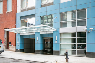 Vantage @ Purves in Long Island City, NY - Building Photo - Building Photo