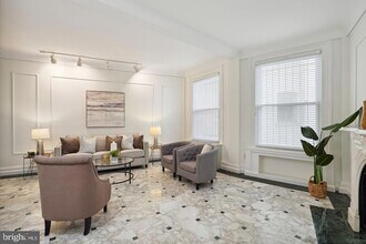 2126 Connecticut Ave NW, Unit 17 in Washington, DC - Building Photo - Building Photo
