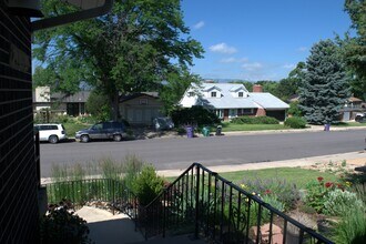 2744 S Golden Way in Denver, CO - Building Photo - Building Photo