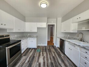 605 E High Dr in Spokane, WA - Building Photo - Building Photo