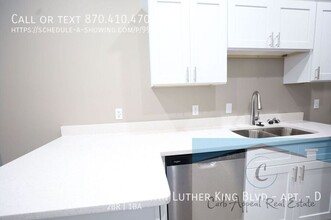 907 Dr M.L.K. Jr Dr-Unit -D in Jonesboro, AR - Building Photo - Building Photo