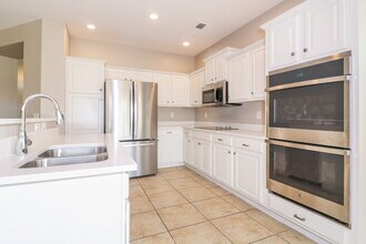 25571 W St James Ave in Buckeye, AZ - Foto de edificio - Building Photo