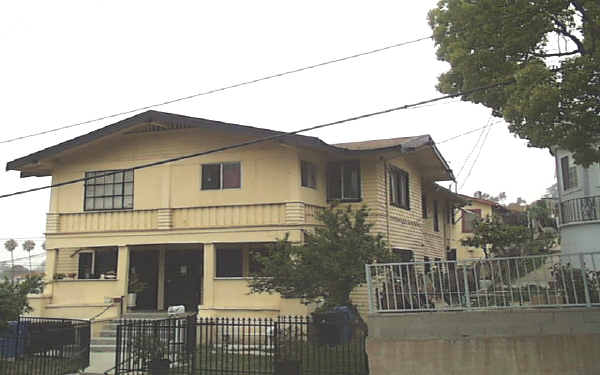 1235-1239 Innes Ave in Los Angeles, CA - Building Photo - Building Photo