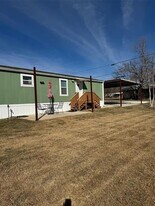 3520 Gerry Dr in Granbury, TX - Building Photo