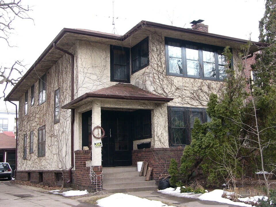 113 Bedford St SE in Minneapolis, MN - Foto de edificio