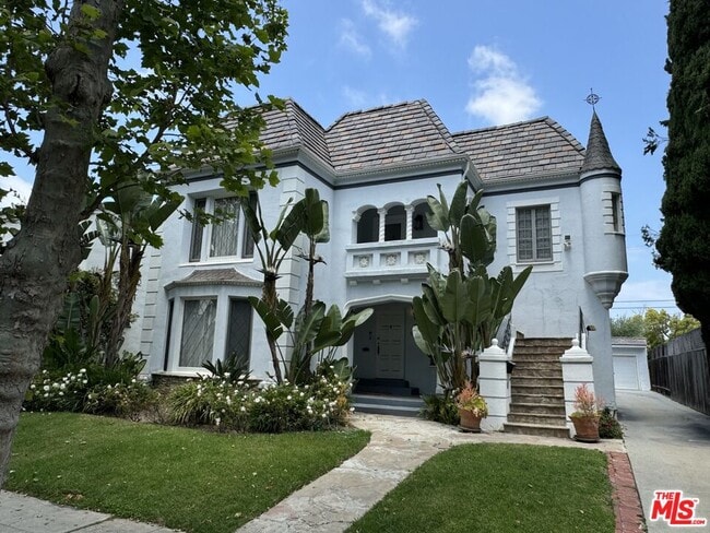 property at 6239 W 6th St