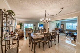 1205 Sandy Ln in West Palm Beach, FL - Building Photo - Building Photo