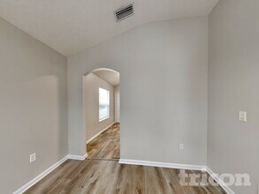 2450 Creekfront Dr in Green Cove Springs, FL - Building Photo - Building Photo