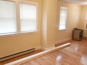 125 Hillside Ave in Waterbury, CT - Building Photo - Building Photo