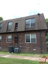 441 Harding Pl in Nashville, TN - Foto de edificio - Building Photo