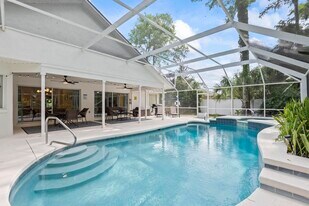 87 Parkview Dr in Palm Coast, FL - Building Photo