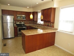 3509 Kings Cross Rd in Alexandria, VA - Building Photo - Building Photo