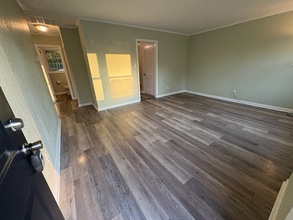 241 York St in Jacksonville, NC - Building Photo - Building Photo