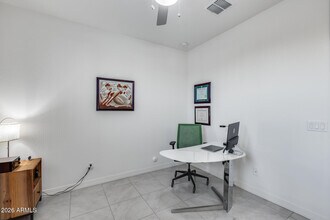 3044 W Monte Way in Phoenix, AZ - Building Photo - Building Photo