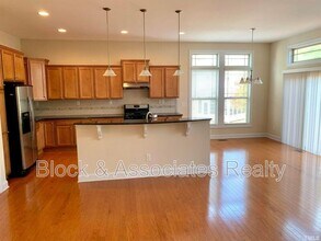 706 Weavers Ridge Dr in Cary, NC - Building Photo - Building Photo