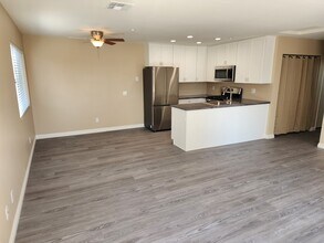 214 S Johnson Ave, Unit 201 in El Cajon, CA - Building Photo - Building Photo