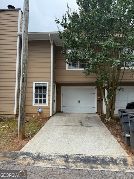 property at 1024 Wiltshire Way NW