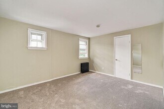 38 S Main St in Pennington, NJ - Building Photo - Building Photo