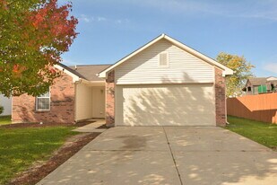 5842 Kiah Ct in Plainfield, IN - Building Photo