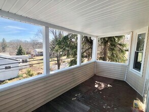 1 Glenley Terrace, Unit 2 in Boston, MA - Foto de edificio - Building Photo