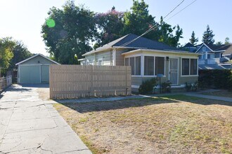 344 S Orange St in Orange, CA - Building Photo - Building Photo