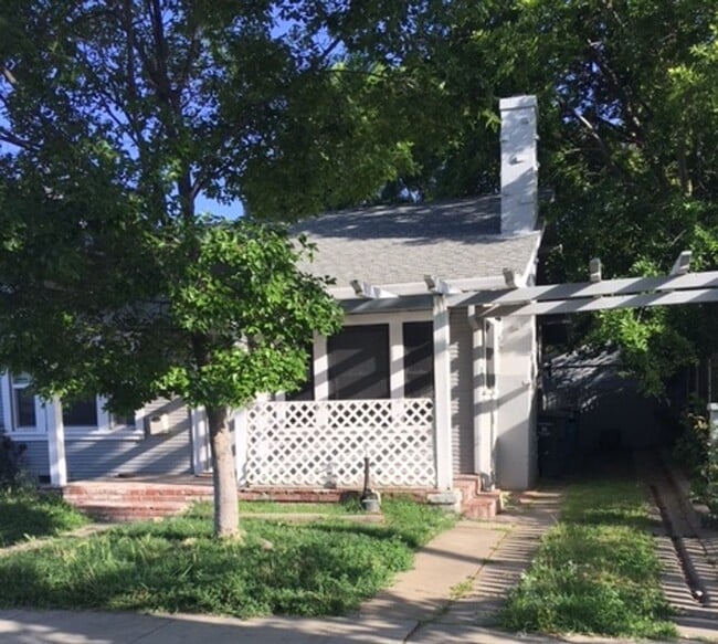 property at 723 13th St