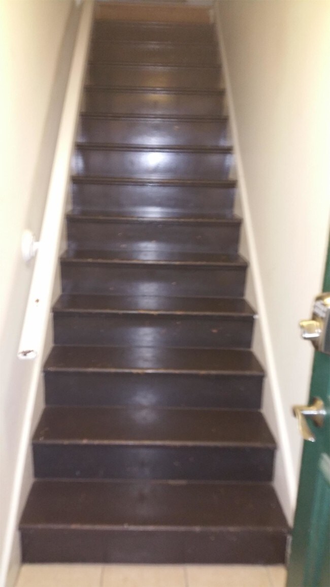 7638 Dale Ave-Unit -7638A in Richmond Heights, MO - Foto de edificio - Building Photo