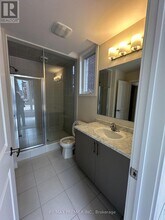 3107 Meadowridge Dr in Oakville, ON - Building Photo - Building Photo
