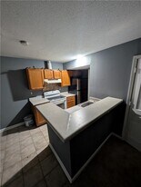 5584 Estates Ct in Norcross, GA - Building Photo