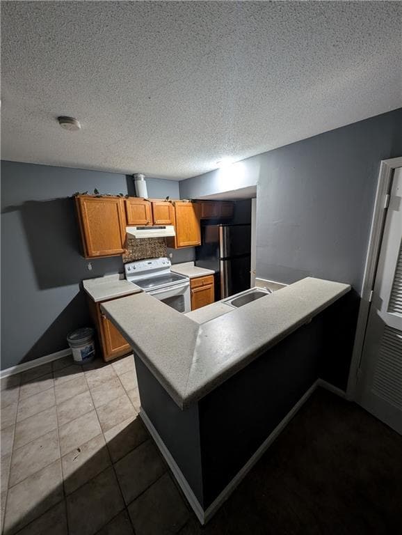 property at 5584 Estates Ct