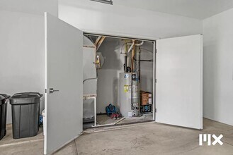 627 Fairview Ave NE in Grand Rapids, MI - Building Photo - Building Photo