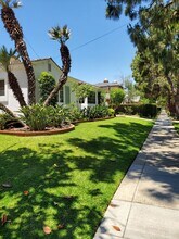 1717 Visalia Row in Coronado, CA - Building Photo - Building Photo